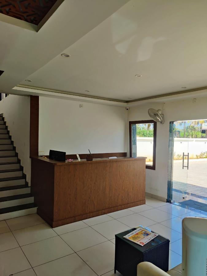 Hotel Airport City Dod Jala Exterior photo