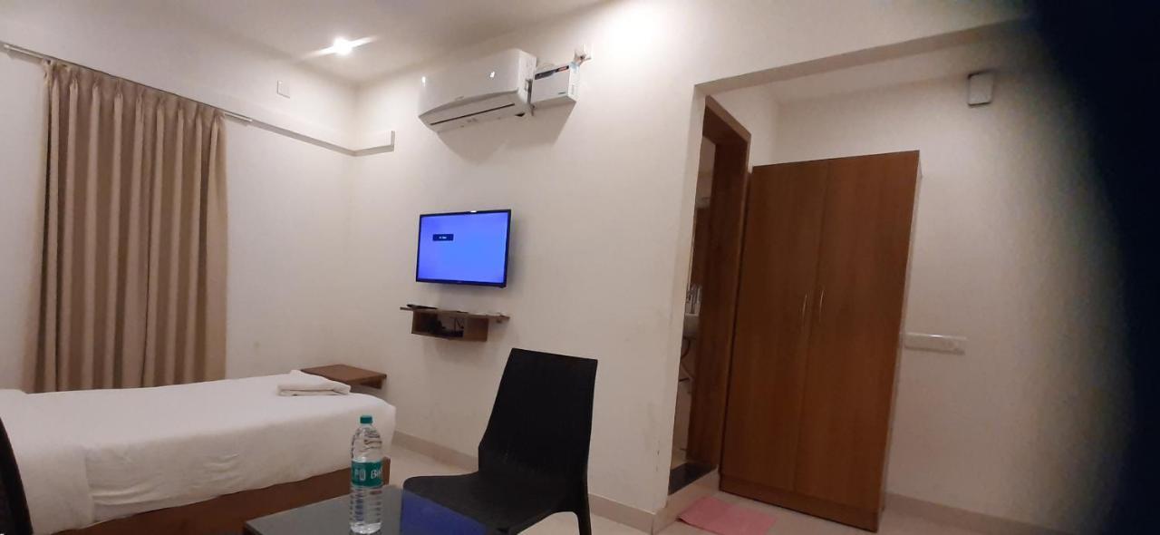 Hotel Airport City Dod Jala Exterior photo
